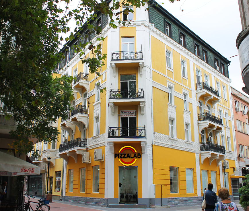 PizzaLab restaurant